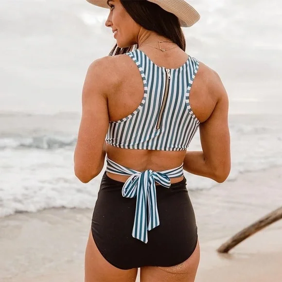 Albion One-Piece Swimsuit - Picture 2 of 7